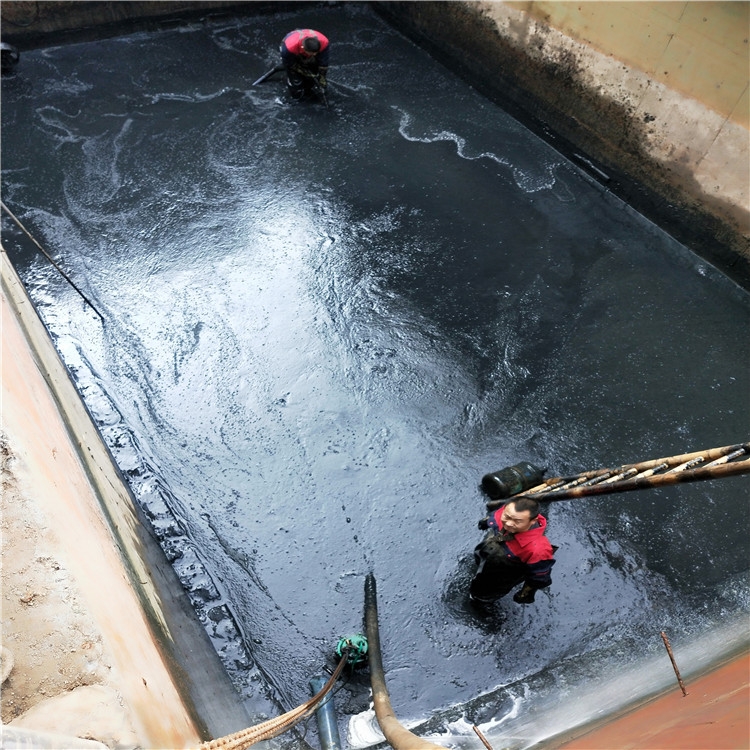 前郭废水池清理