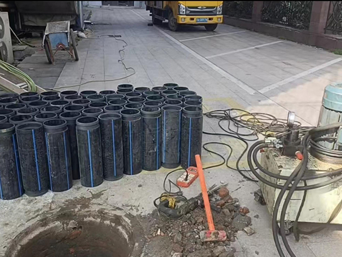 前郭PE置换管厂家 DN315置换管 非开挖管短管置换